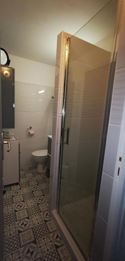 Apartment Les Pieds Dans L'eau Sur L'ile Du Frioul *